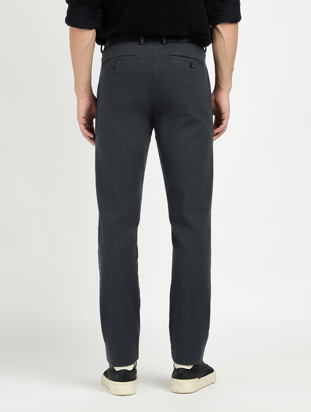 Gant Men Grey Slim Fit Solid Trouser