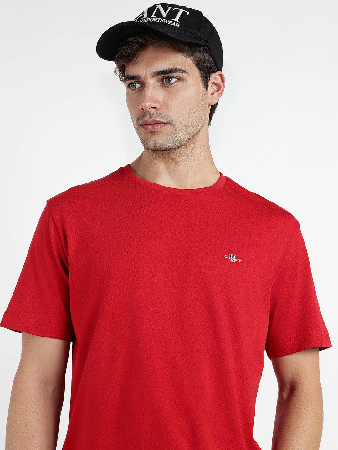 Gant Men Red Solid Crew Neck Tshirt