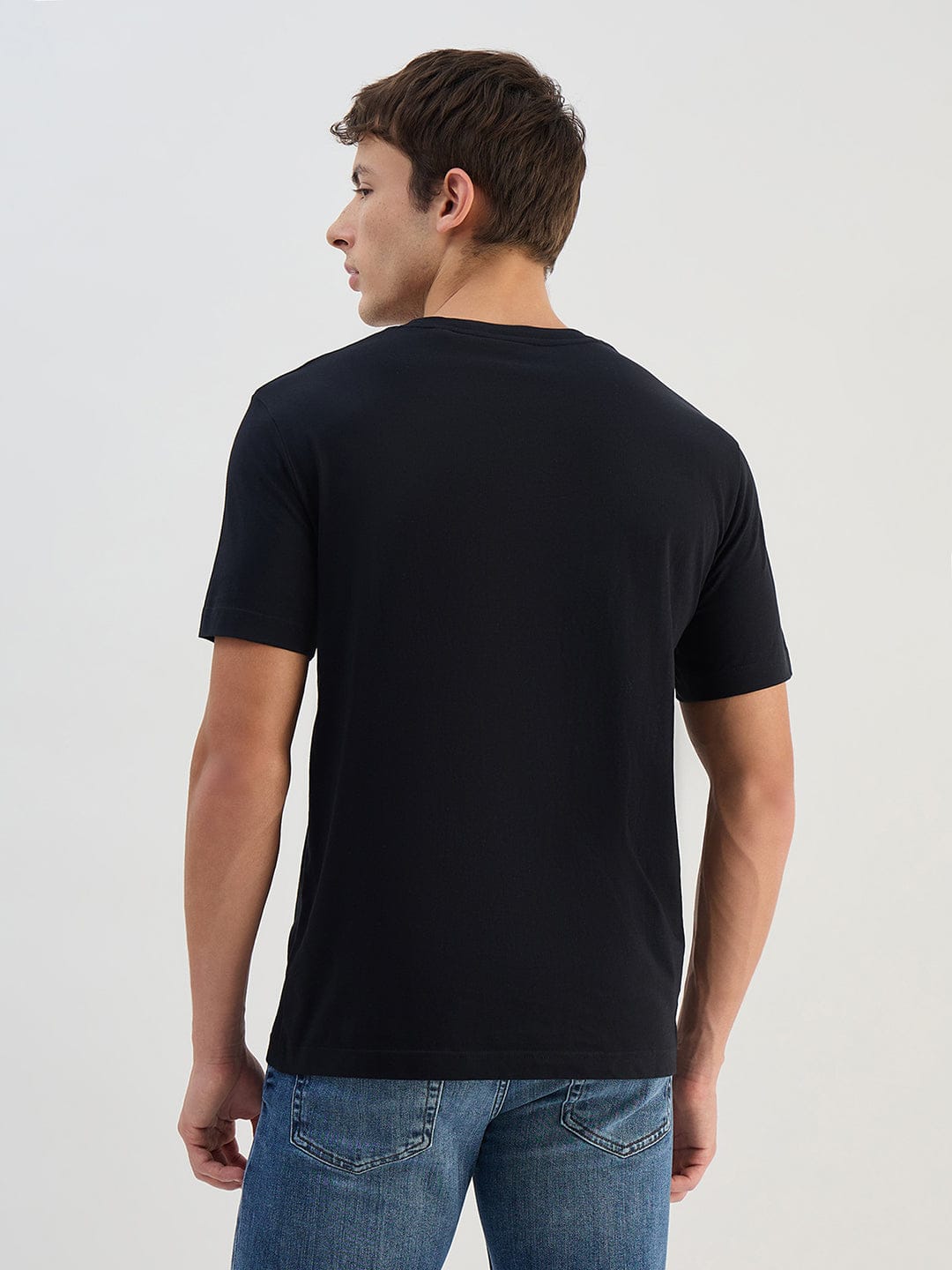 Gant Men Black Solid Pure Cotton Round Neck T Shirt