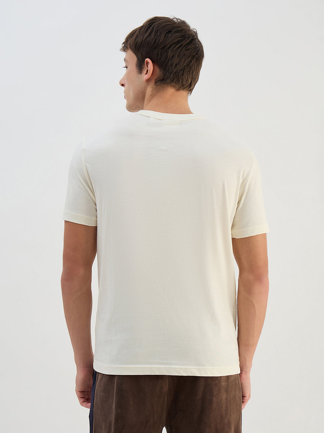 Gant Men Off White Solid Pure Cotton Round Neck T Shirt