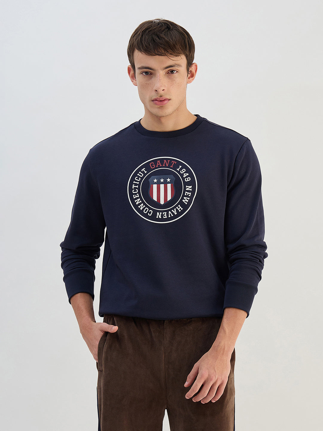 Gant Men Navy Blue Solid Round Neck Sweatshirt