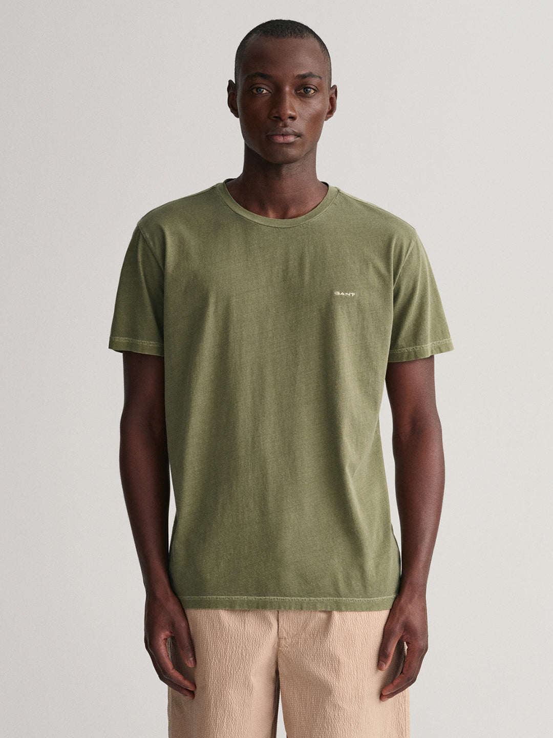 Shop Gant Green Sunfaded Modern Fit T-Shirt - GANT India – Iconic India