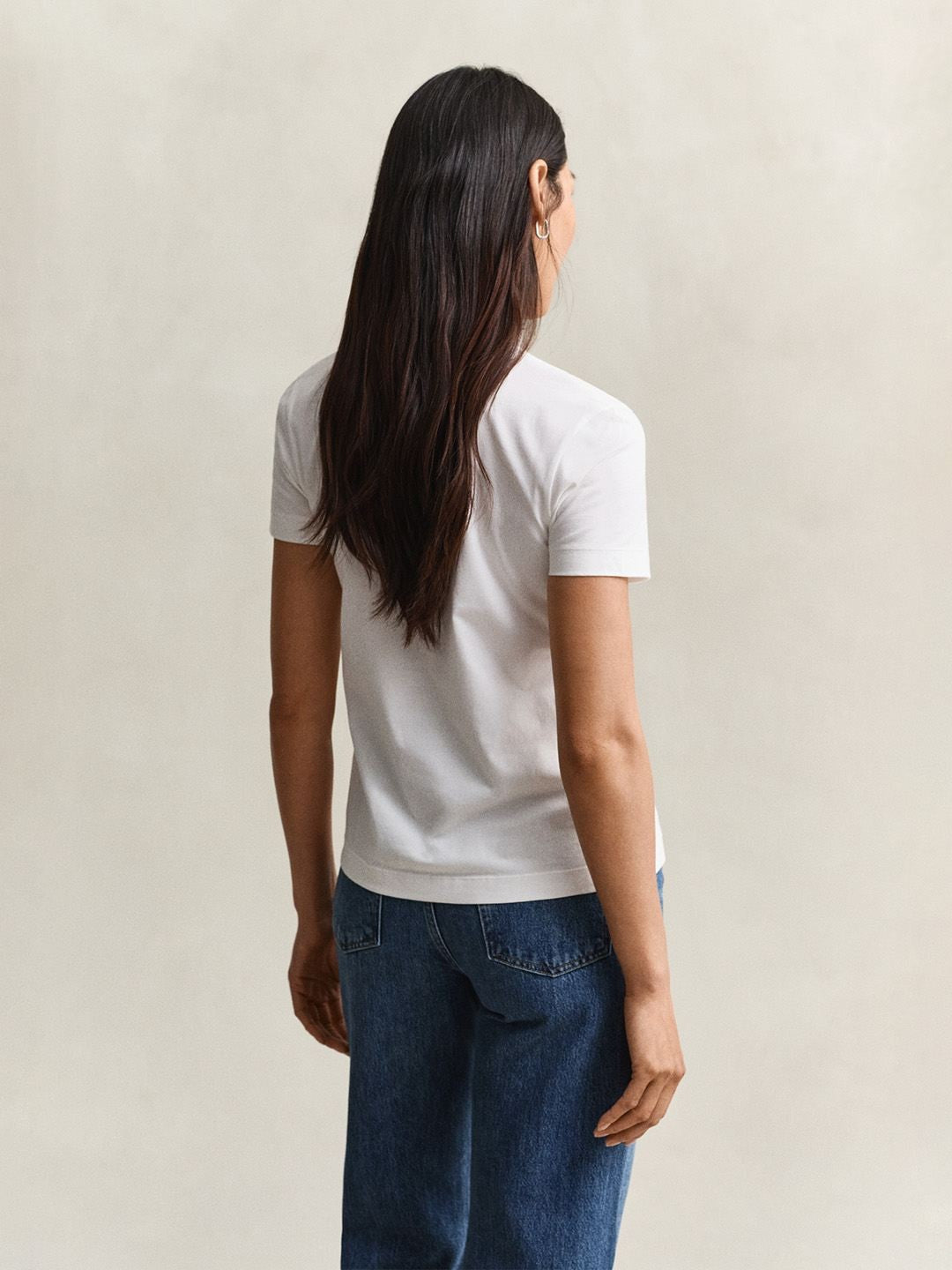 Gant Women White Solid Regular Fit Pure Cotton T-Shirt