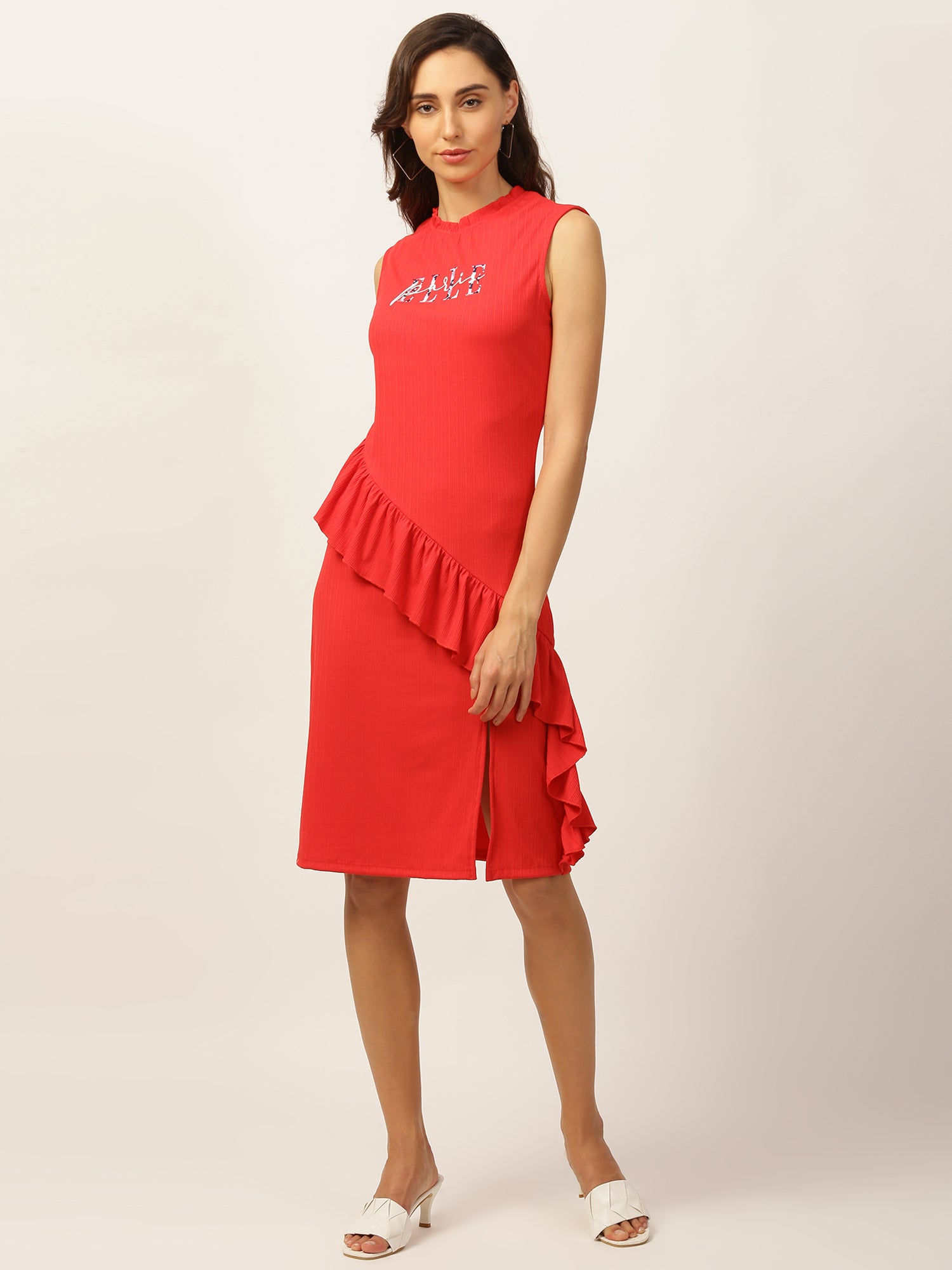 Elle Women Red Solid Round Neck Dress