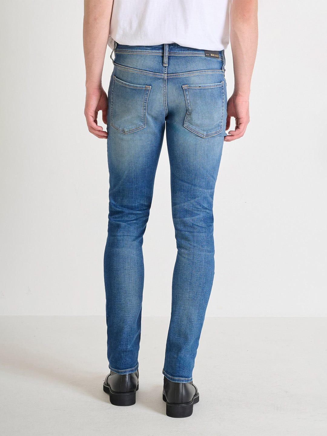 Antony Morato Men Blue Tapered Fit Washed Jeans