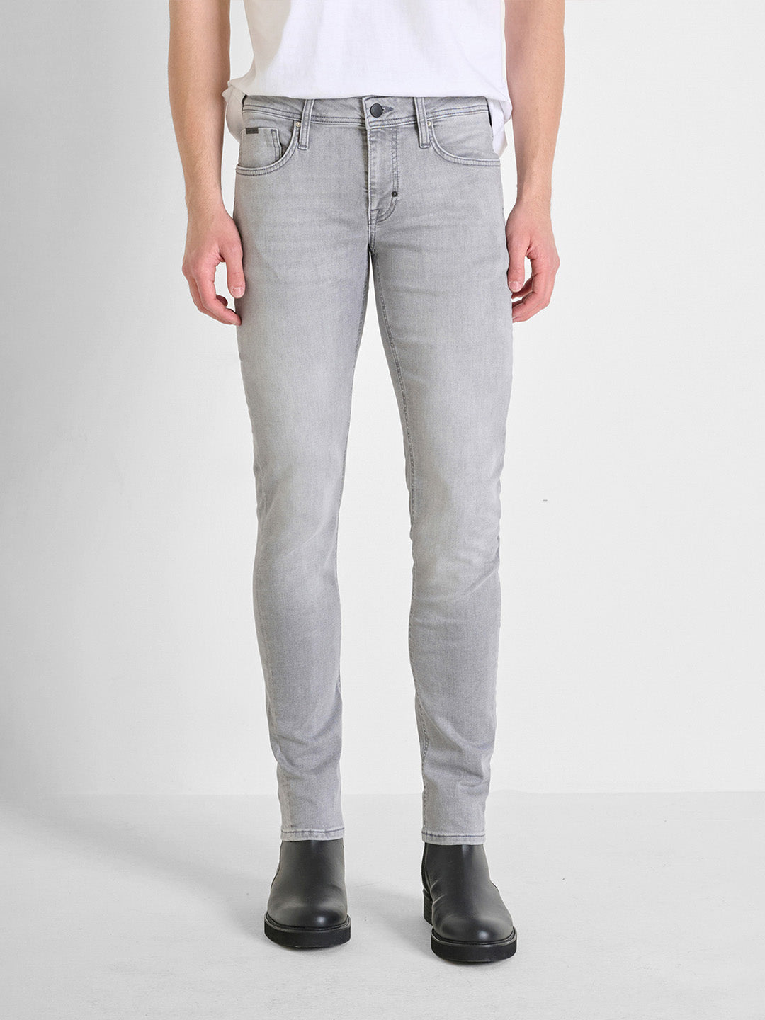 Antony Morato Men Grey Tapered Fit Washed Jeans