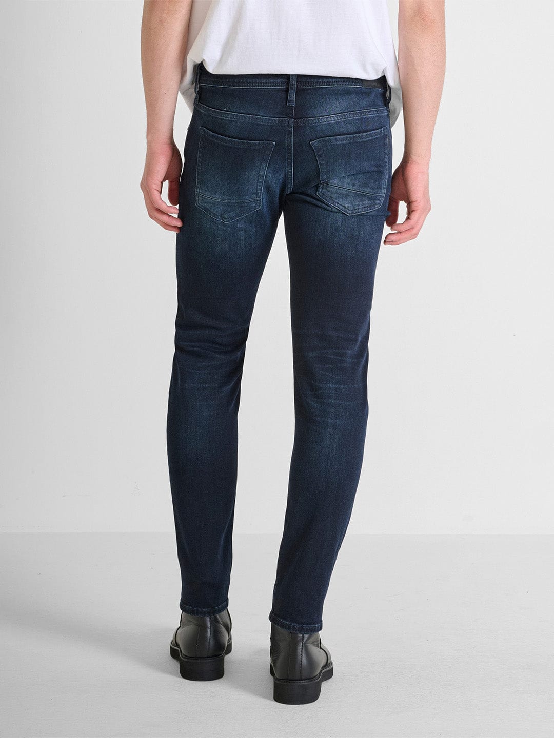 Antony Morato Men Blue Comfort Tapered Fit Washed Jeans