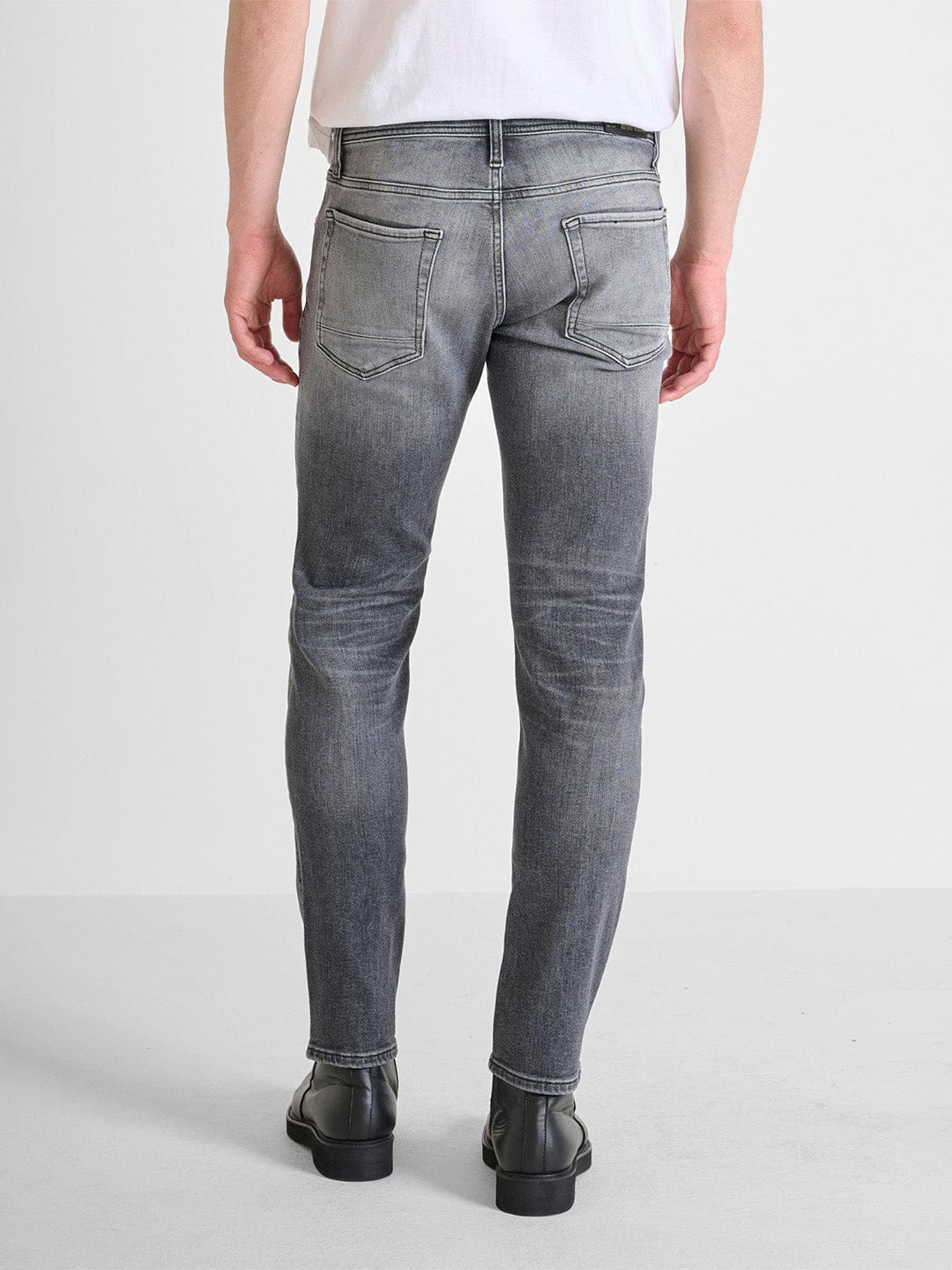 Antony Morato Men Black Comfort Tapered Fit Washed Jeans