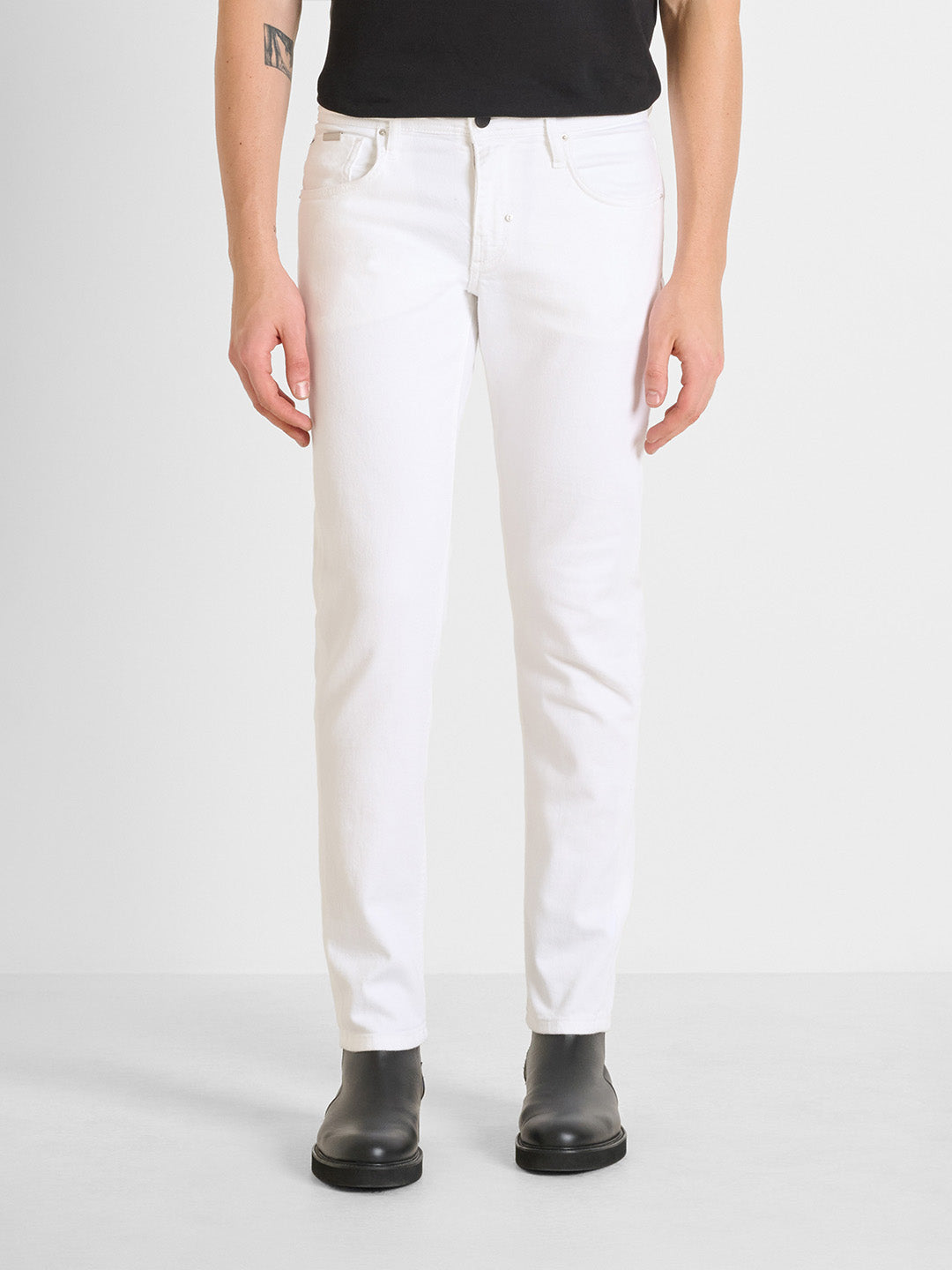 Antony Morato Men Cream Tapered Fit Solid Jeans