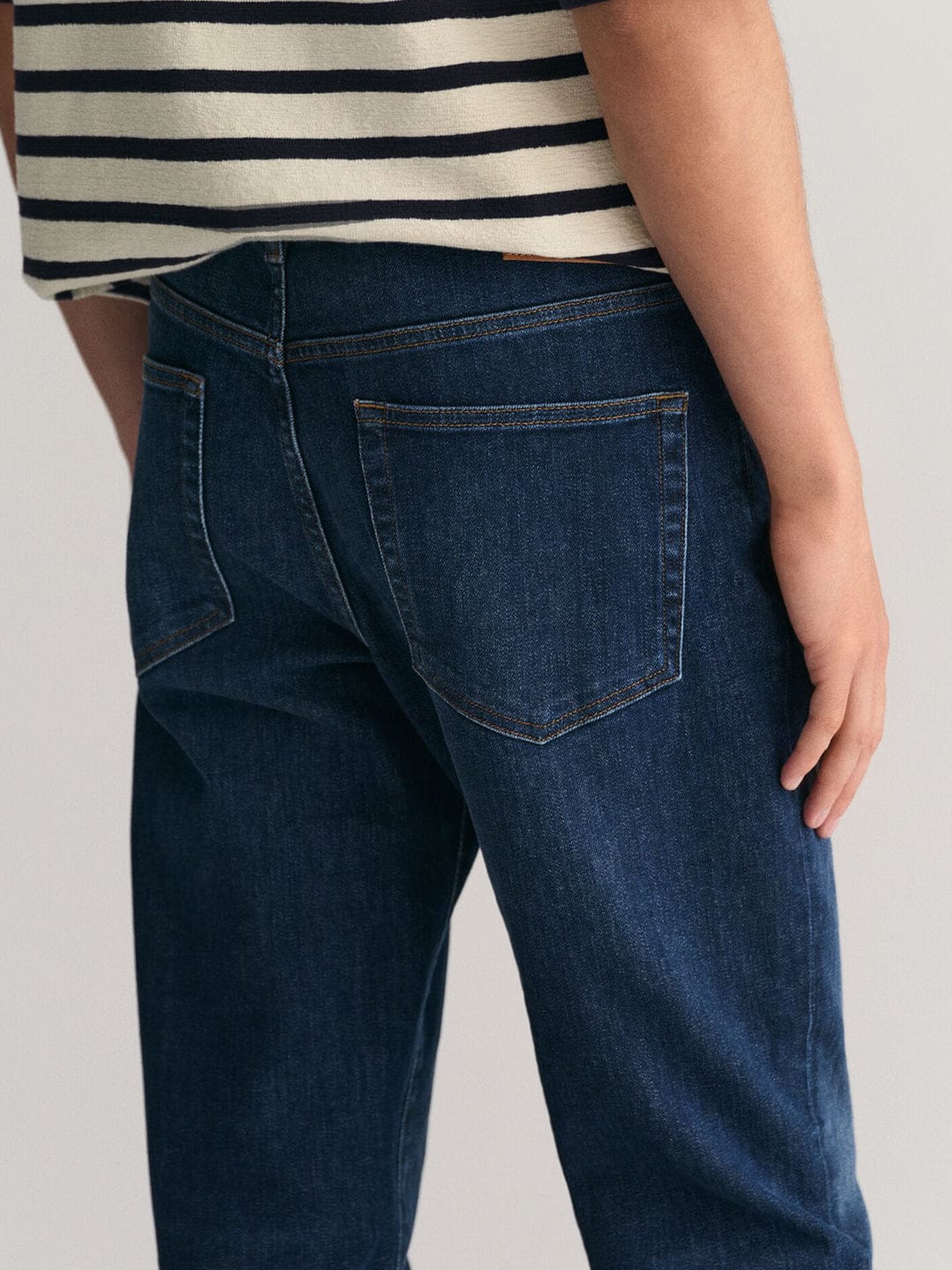 Gant Men Blue Slim Fit Washed Jeans