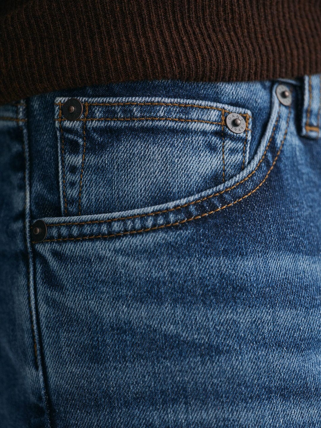 Gant Men Blue Slim Fit Washed Jeans