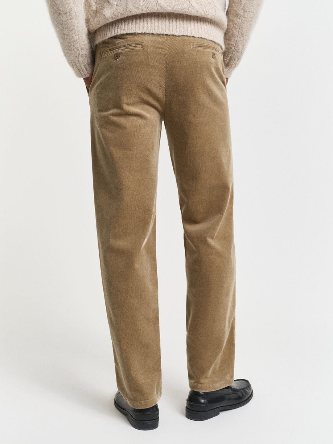 Gant Men Khaki Regular Fit Solid Trouser