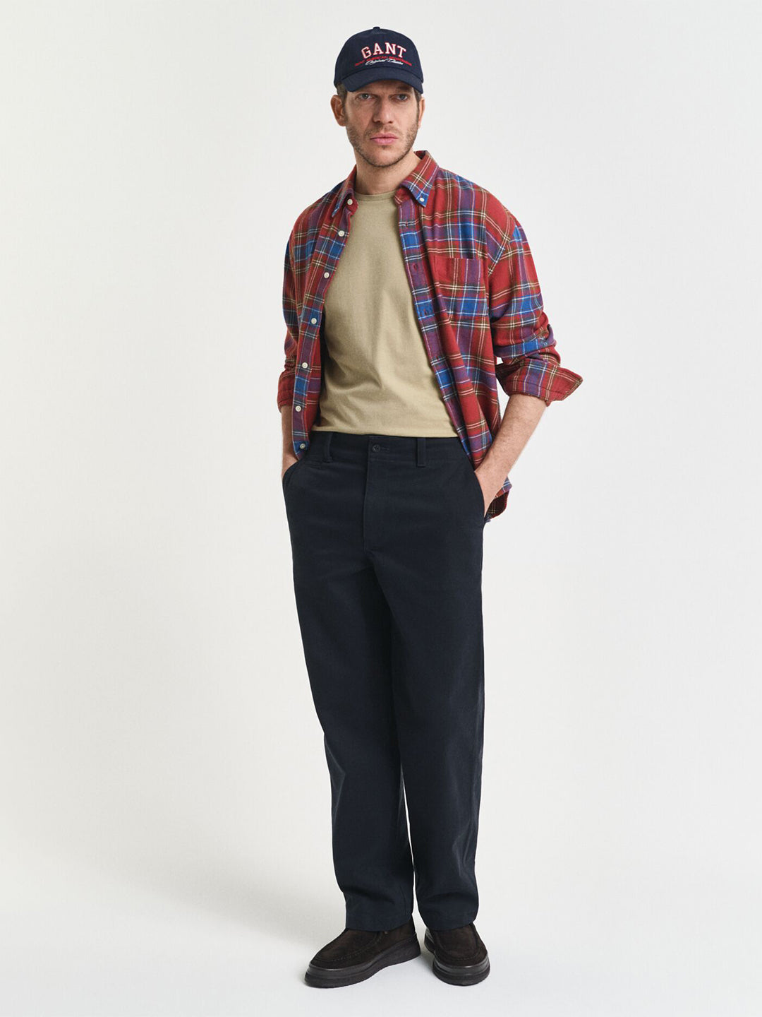 Gant Men Beige Solid Crew Neck Tshirt