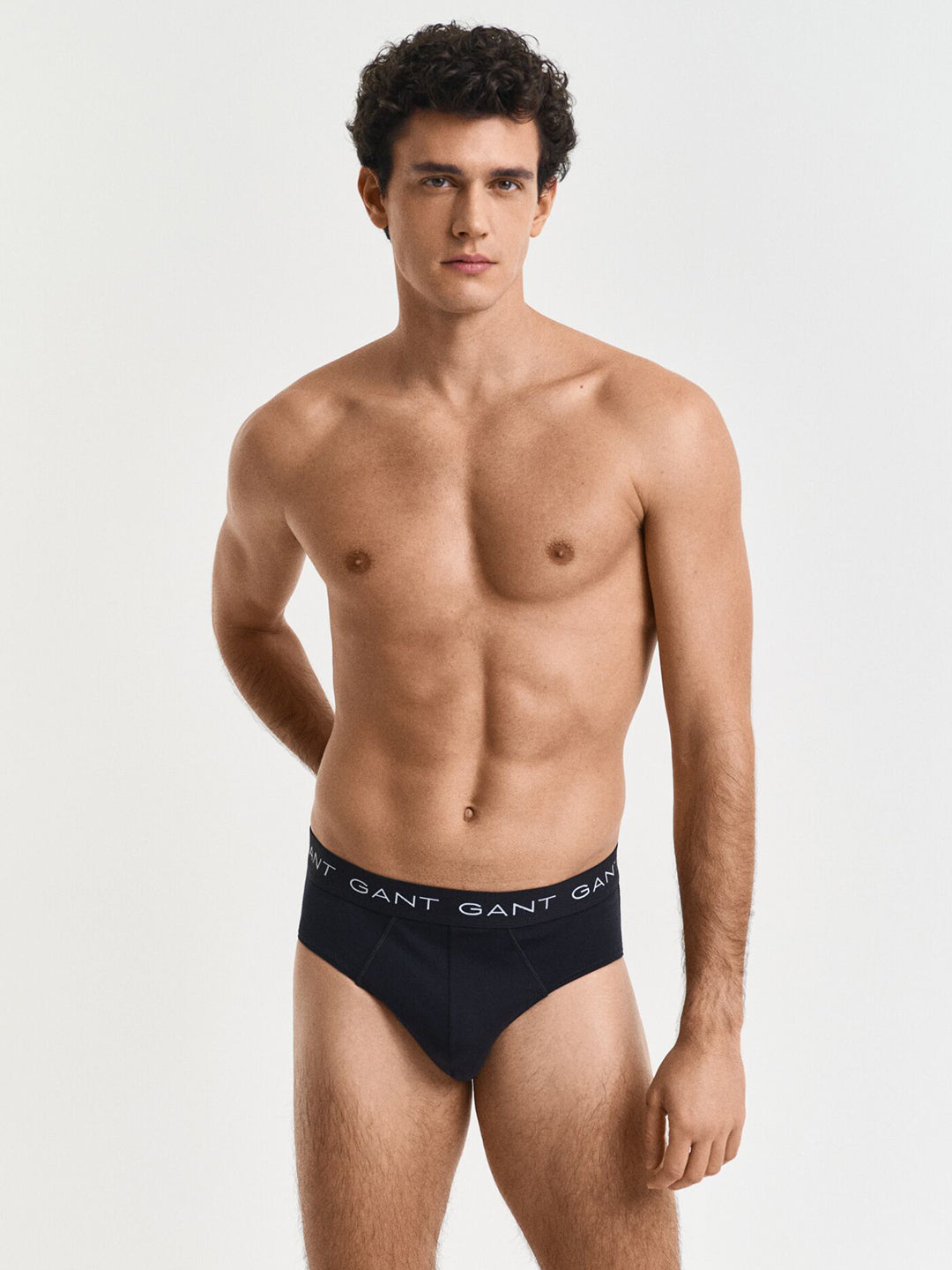 Gant Men Black Solid Briefs