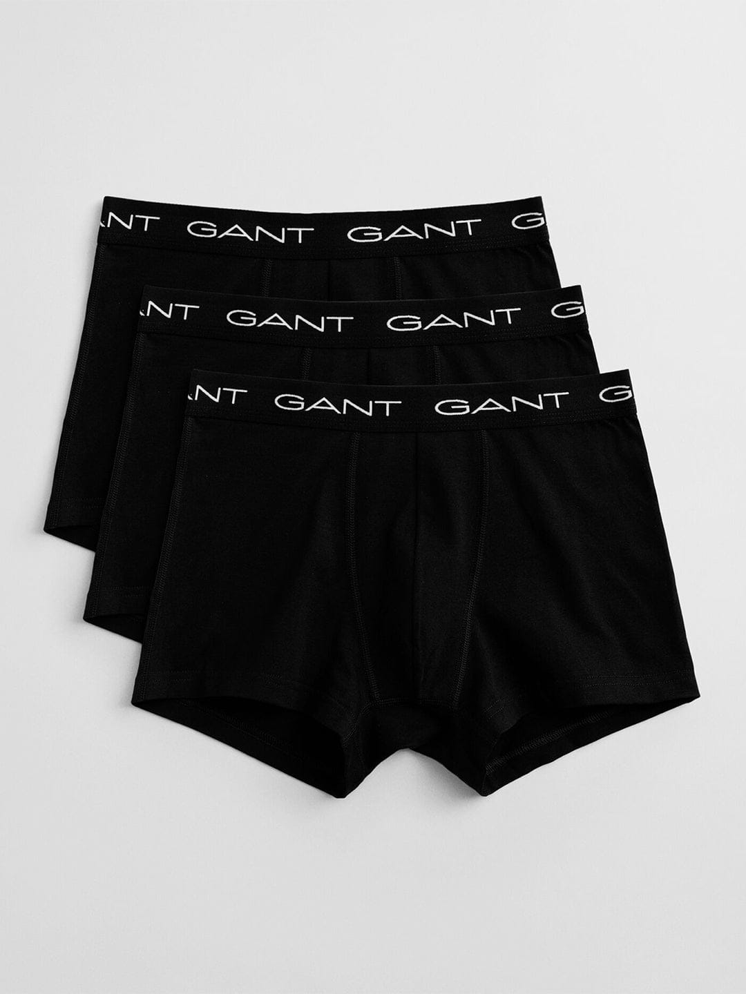 Gant Men Black Solid Trunk
