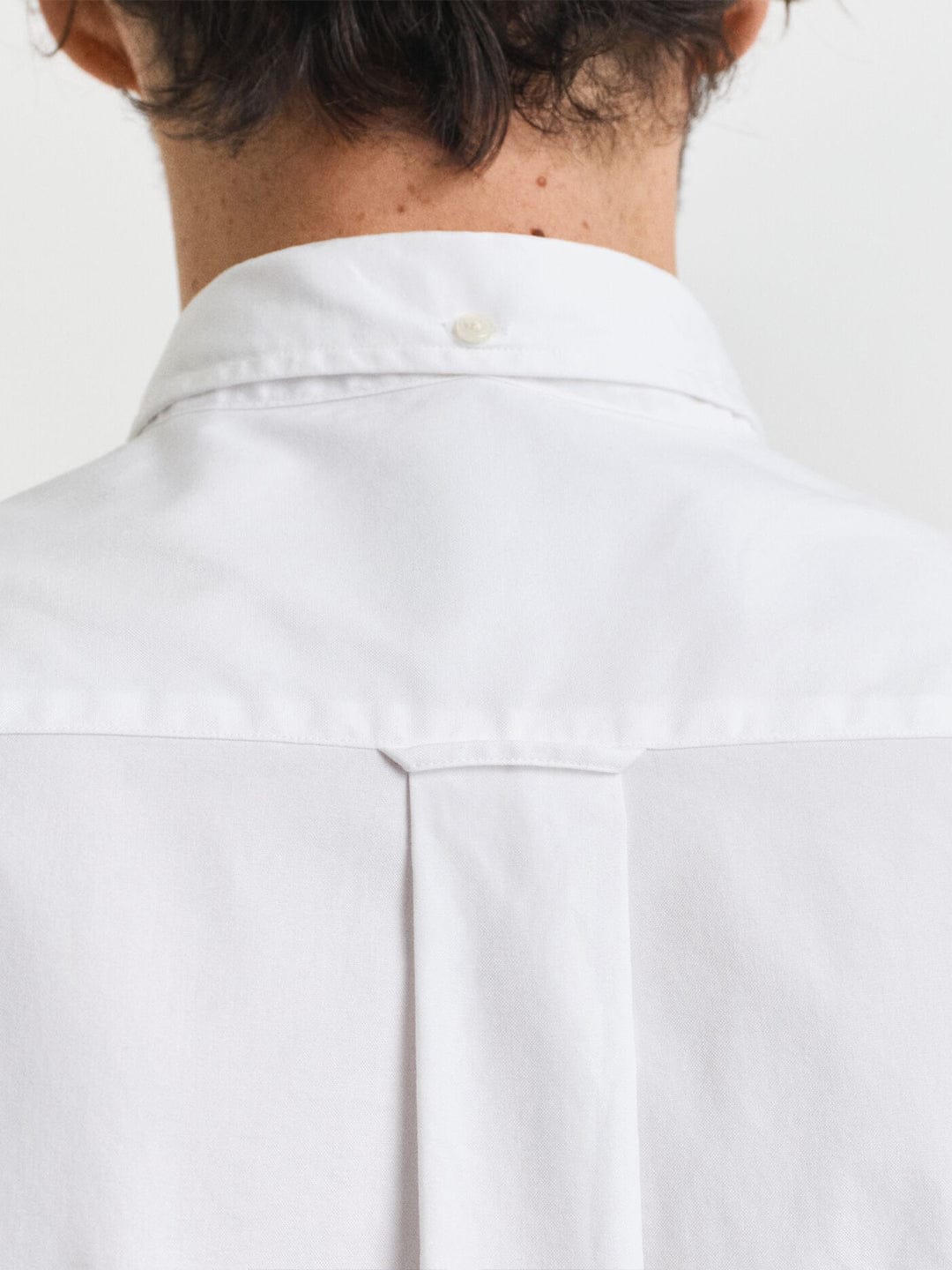 Gant Men White Solid Collar Shirt