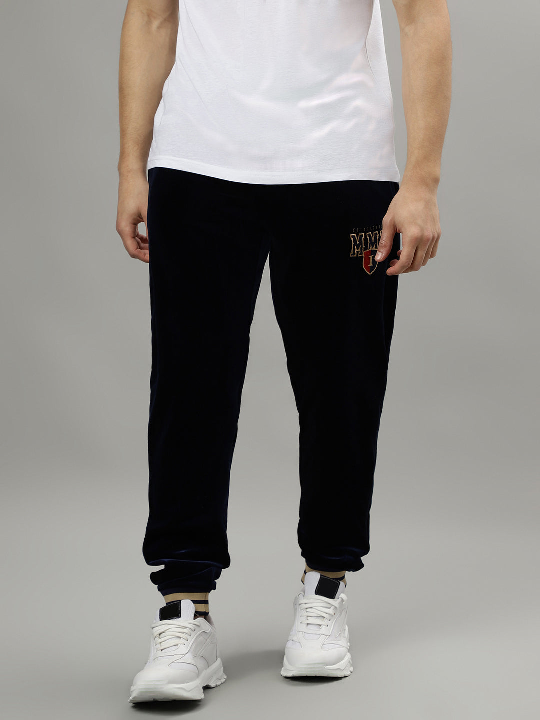 Iconic Men Solid Regular Fit Trackpant