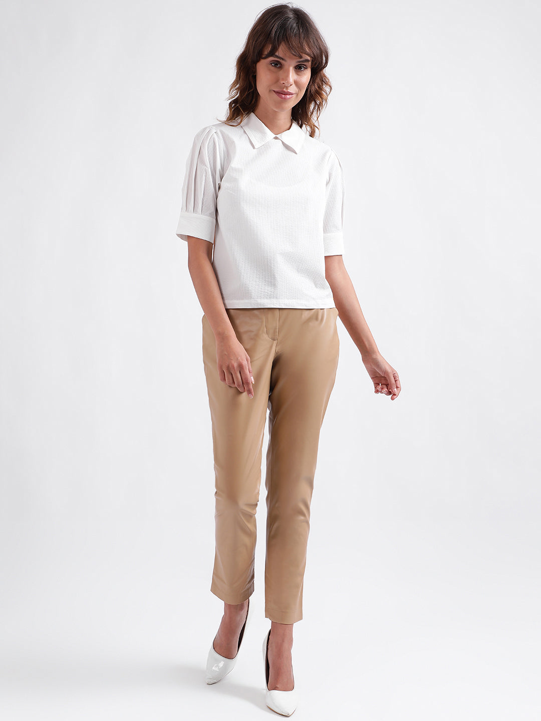 Iconic Women Beige Solid Regular Fit Trouser