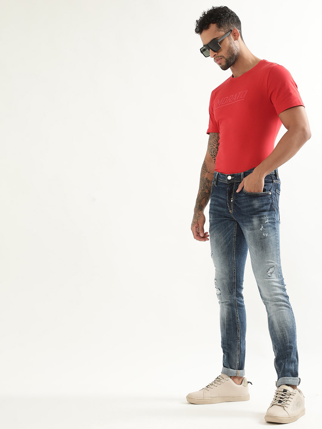 Antony Morato Men Super Skinny Fit Mildly Distressed Heavy Fade Stretchable Cotton Jeans