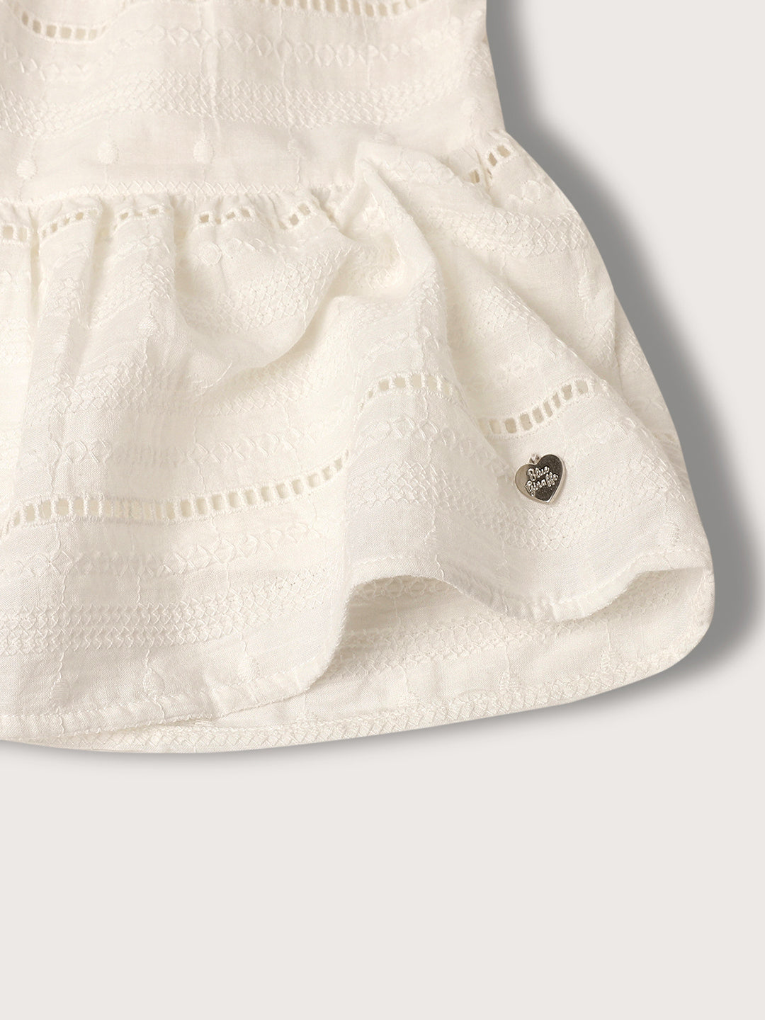 Blue Giraffe Girls White Embroidered Regular Fit Skirt