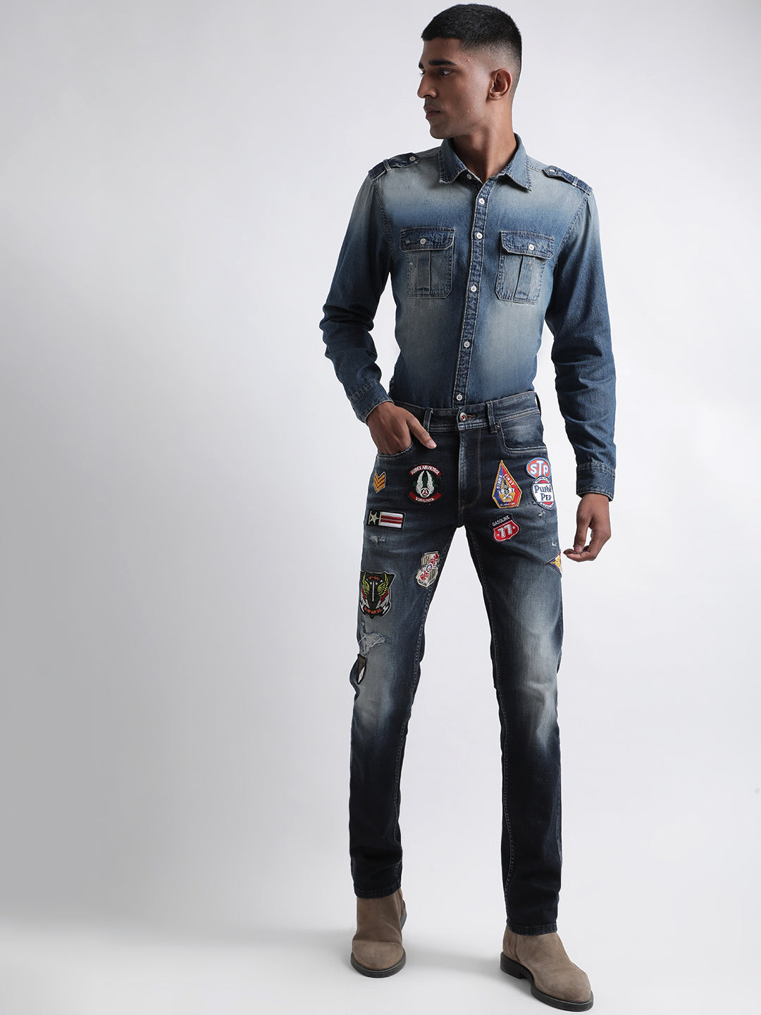 Iconic Men Black Solid Slim Fit Jeans