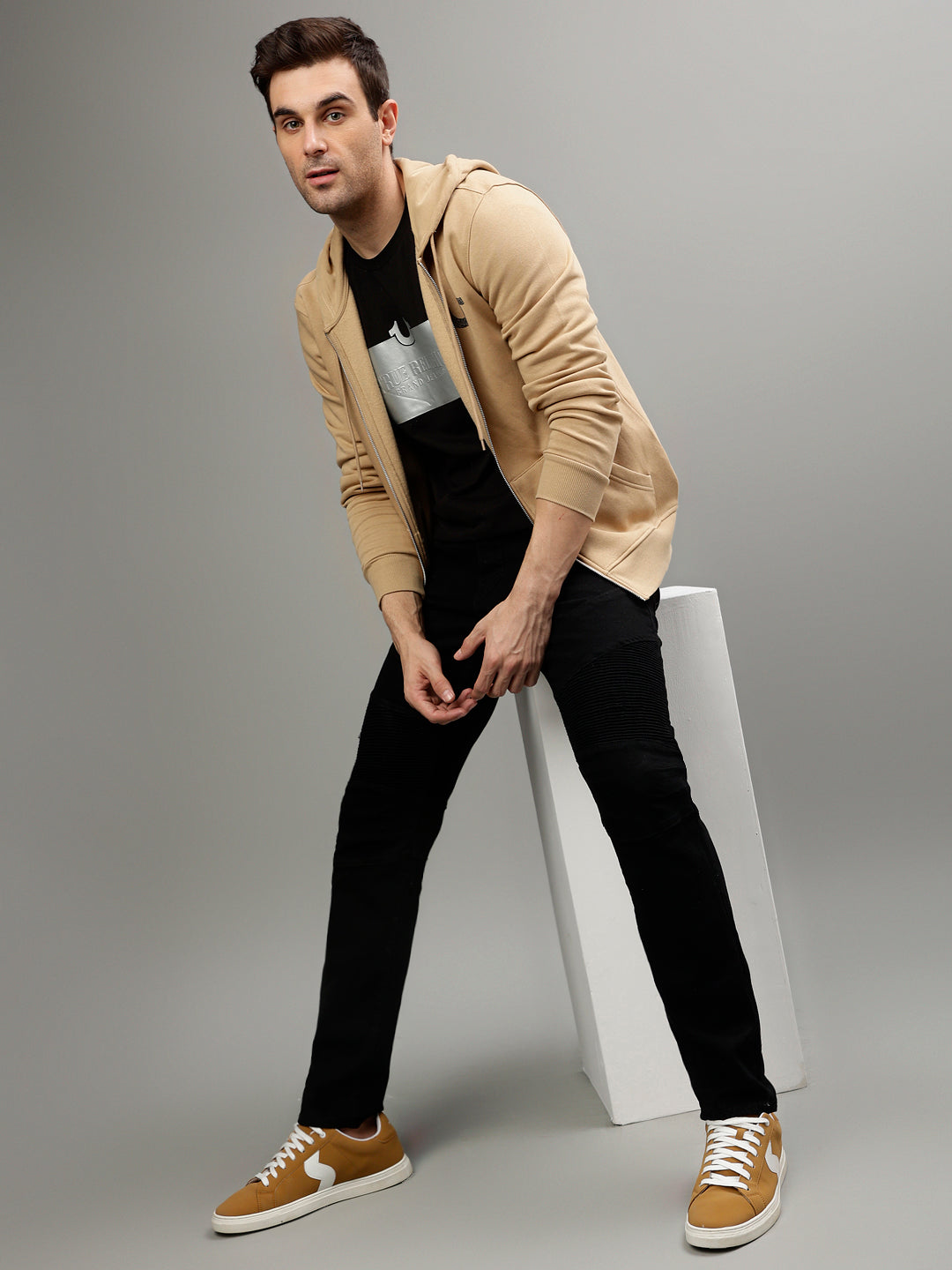 True Religion Men Solid Hooded Full Sleeves Sweatshirt