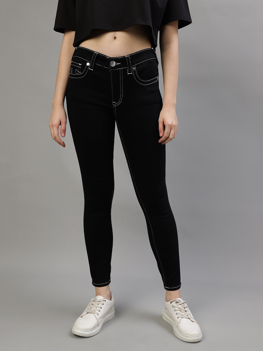 True Religion Women Black Solid Super Skinny Fit Jeans