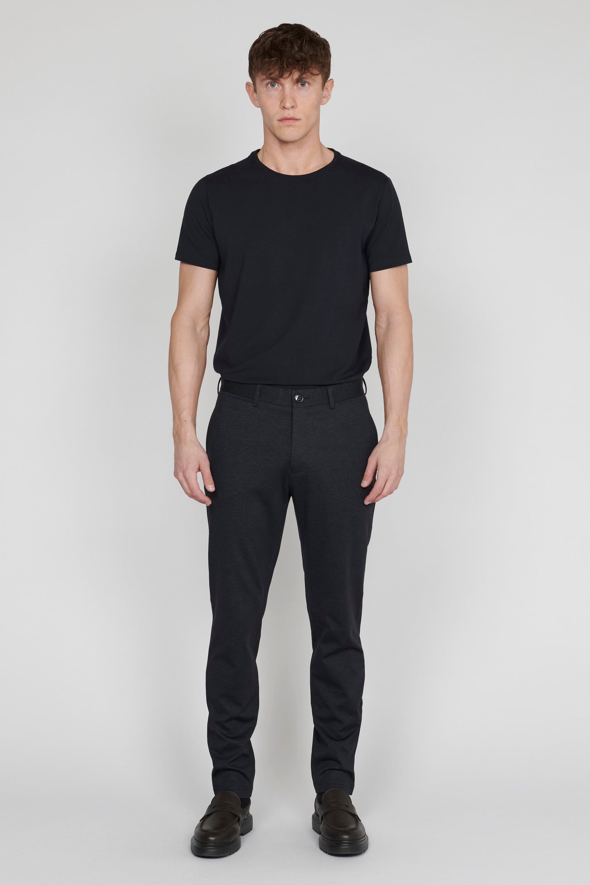 Matinique Men Blue Solid Mid-Rise Regular Fit Trousers