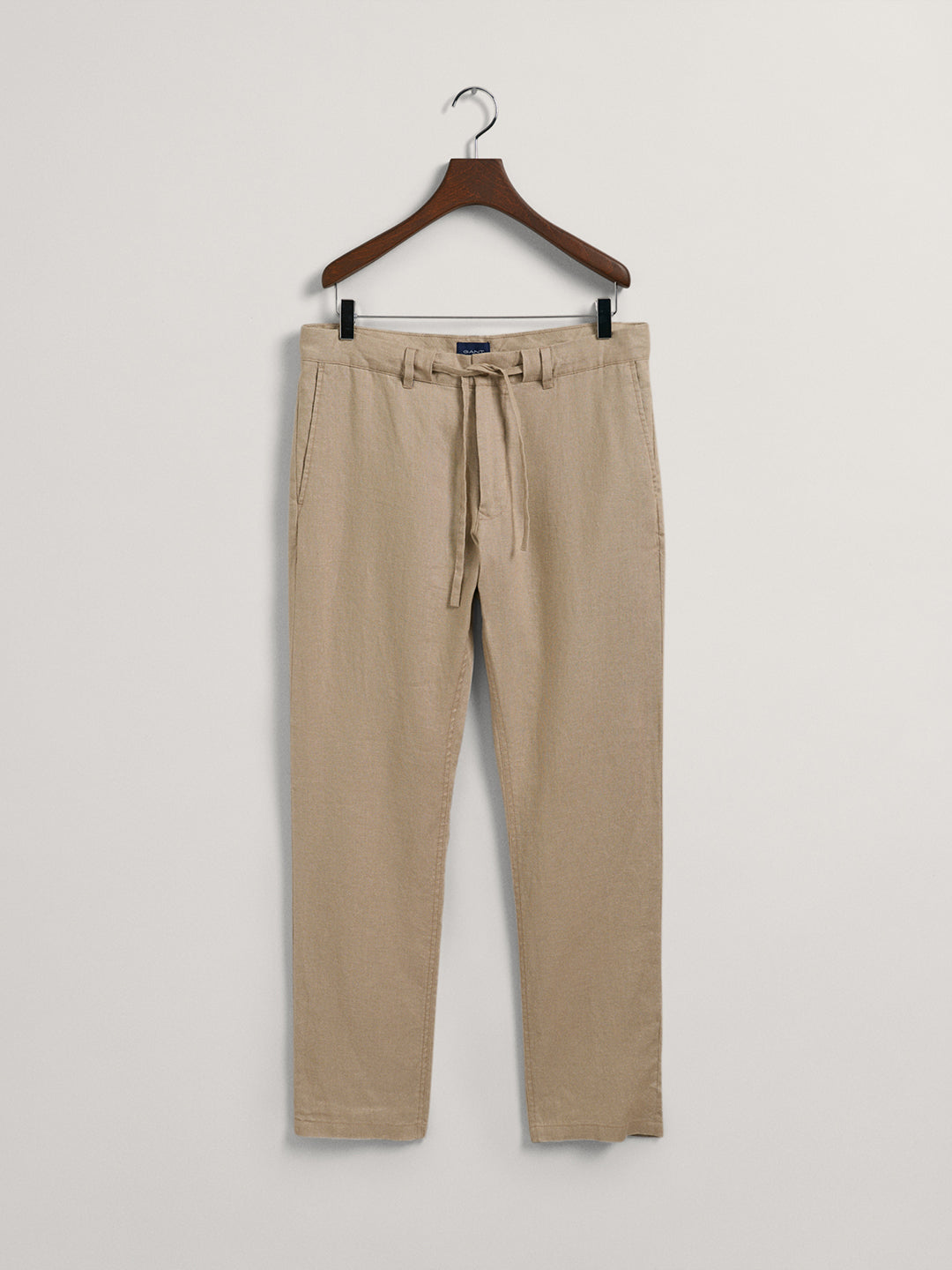 Gant Men Smart Mid-Rise Smart Loose Fit Linen Trousers