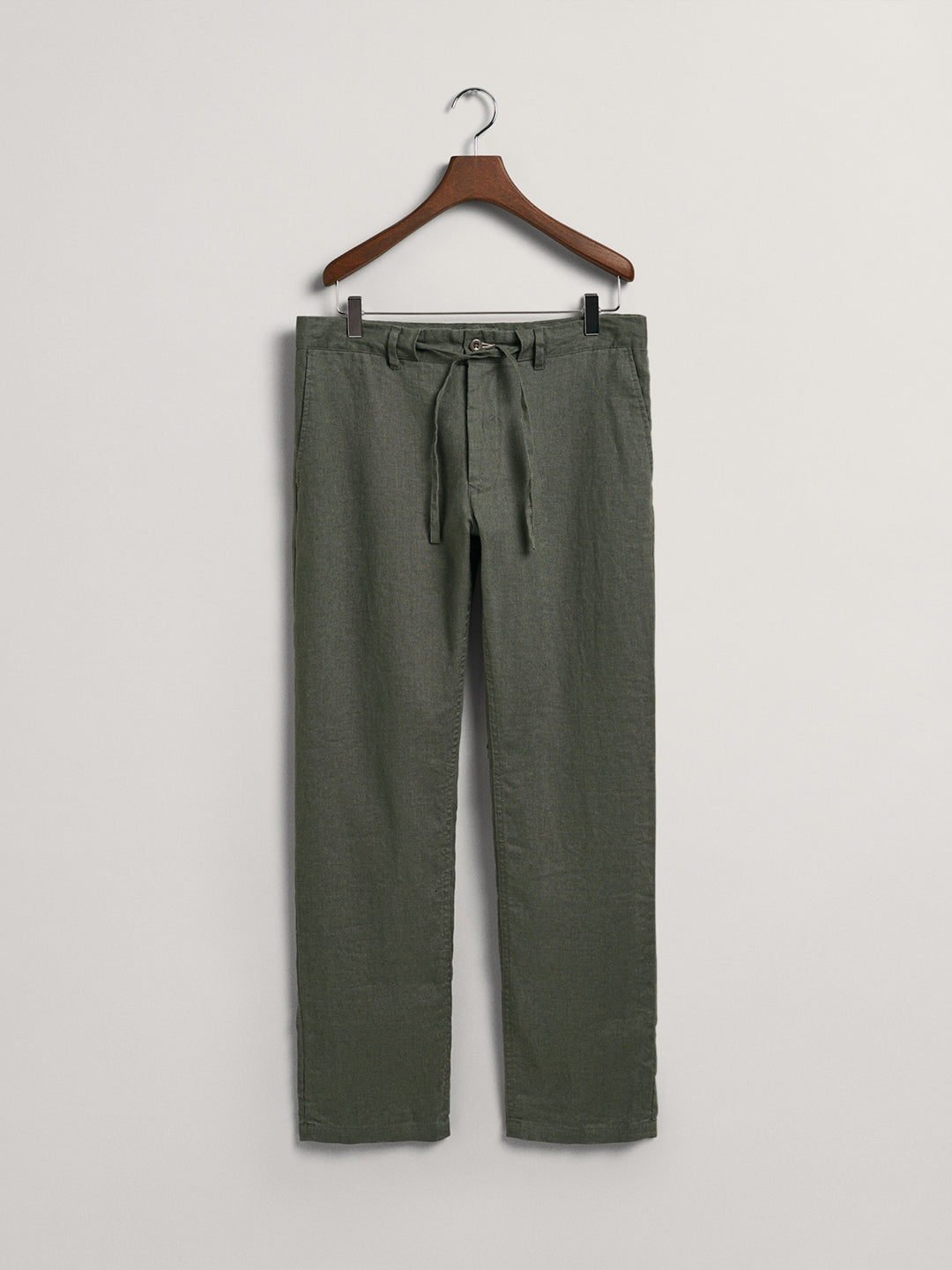 Gant Men Smart Mid-Rise Smart Loose Fit Linen Trousers