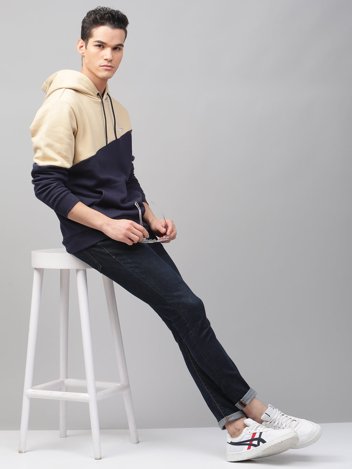 Lindbergh Men Multi Colour blocked Hooded Full Sleeves SweaT-shirt