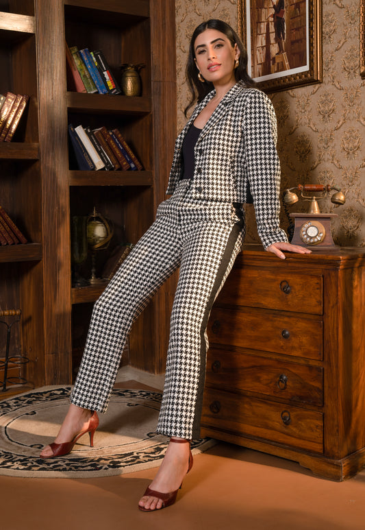 Hot in Haute Couture:  Bold Runway Trends to Embrace as the Season Changes