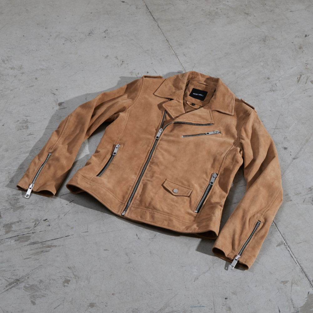 Early 20s Fashion Trends That Are Still Valid in 2022 - Check It Out