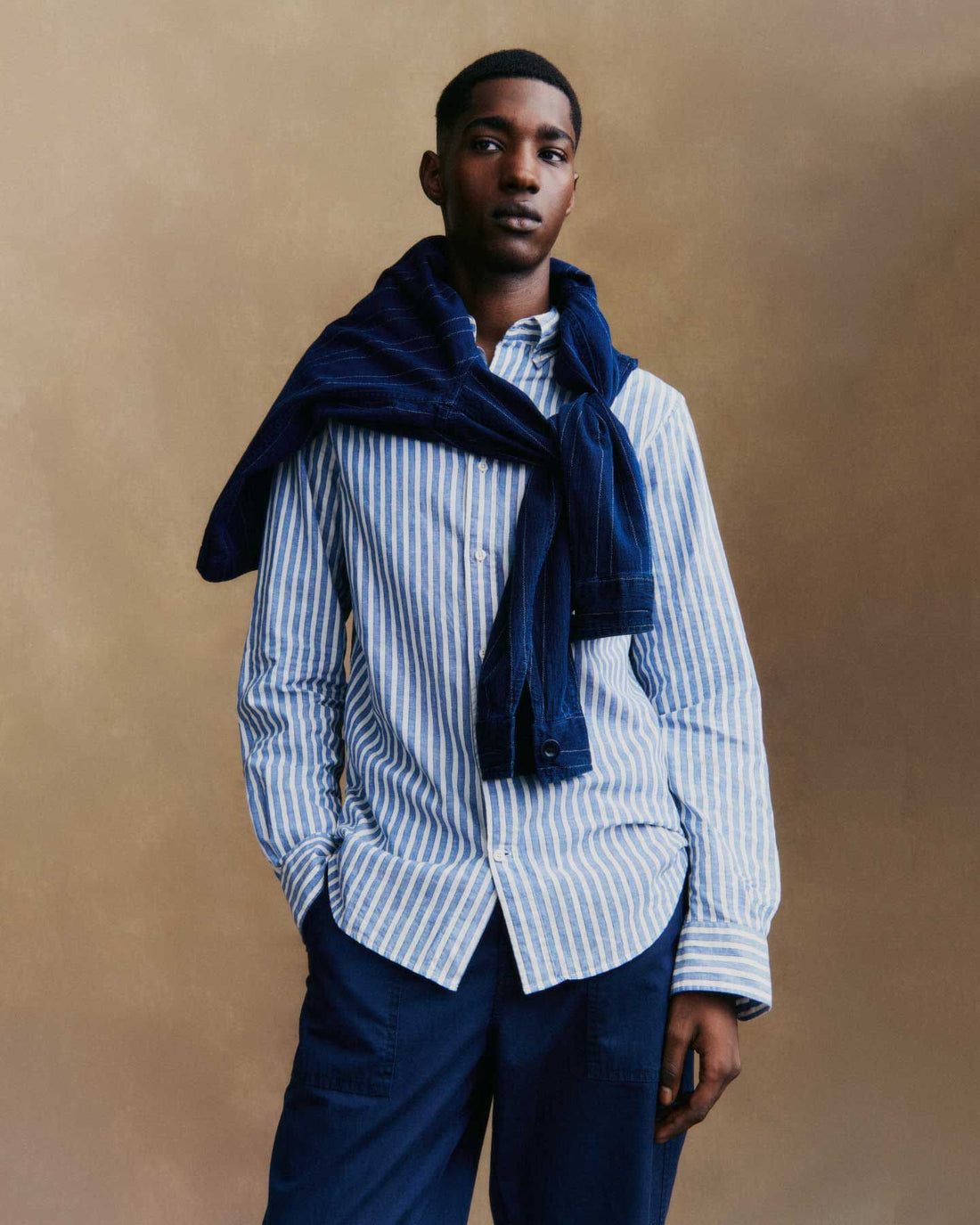 Your Ultimate Guide to Matching Navy Blue Shirts with the Perfect Bottom