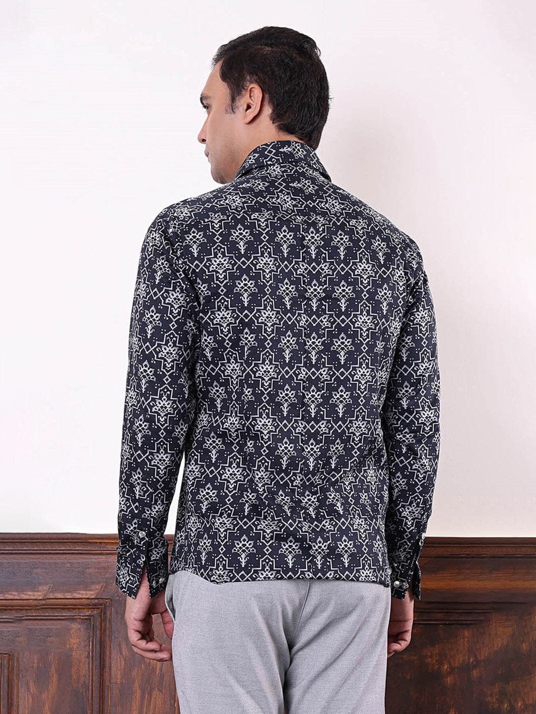 Abkasa Men Multi Collar Shirt