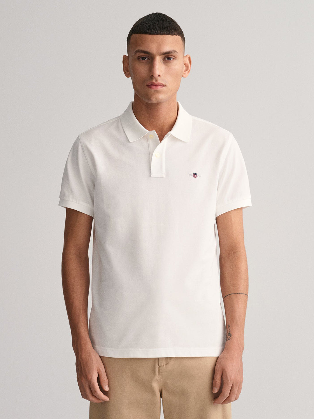 Gant Men White Solid Polo Collar Short Sleeves Tshirt