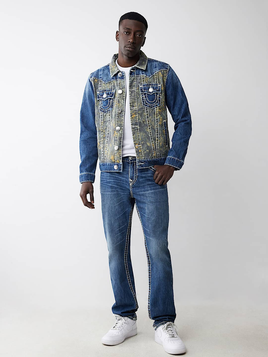 True Religion Men SUPER T Ricky Straight Fit Medium Wash Jeans