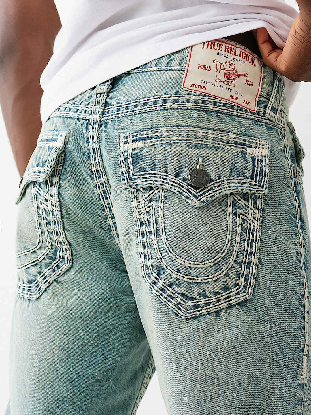 True Religion Men SUPER QT Ricky Straight Fit Light Wash Jeans