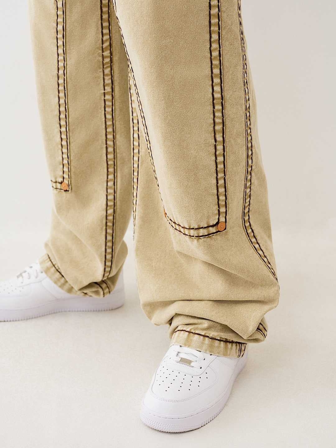 TRUE RELIGION Men Beige Super T Lightly Washed Mid Rise Baggy Jeans