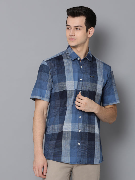 Lindbergh Men Blue Solid Collar Shirt