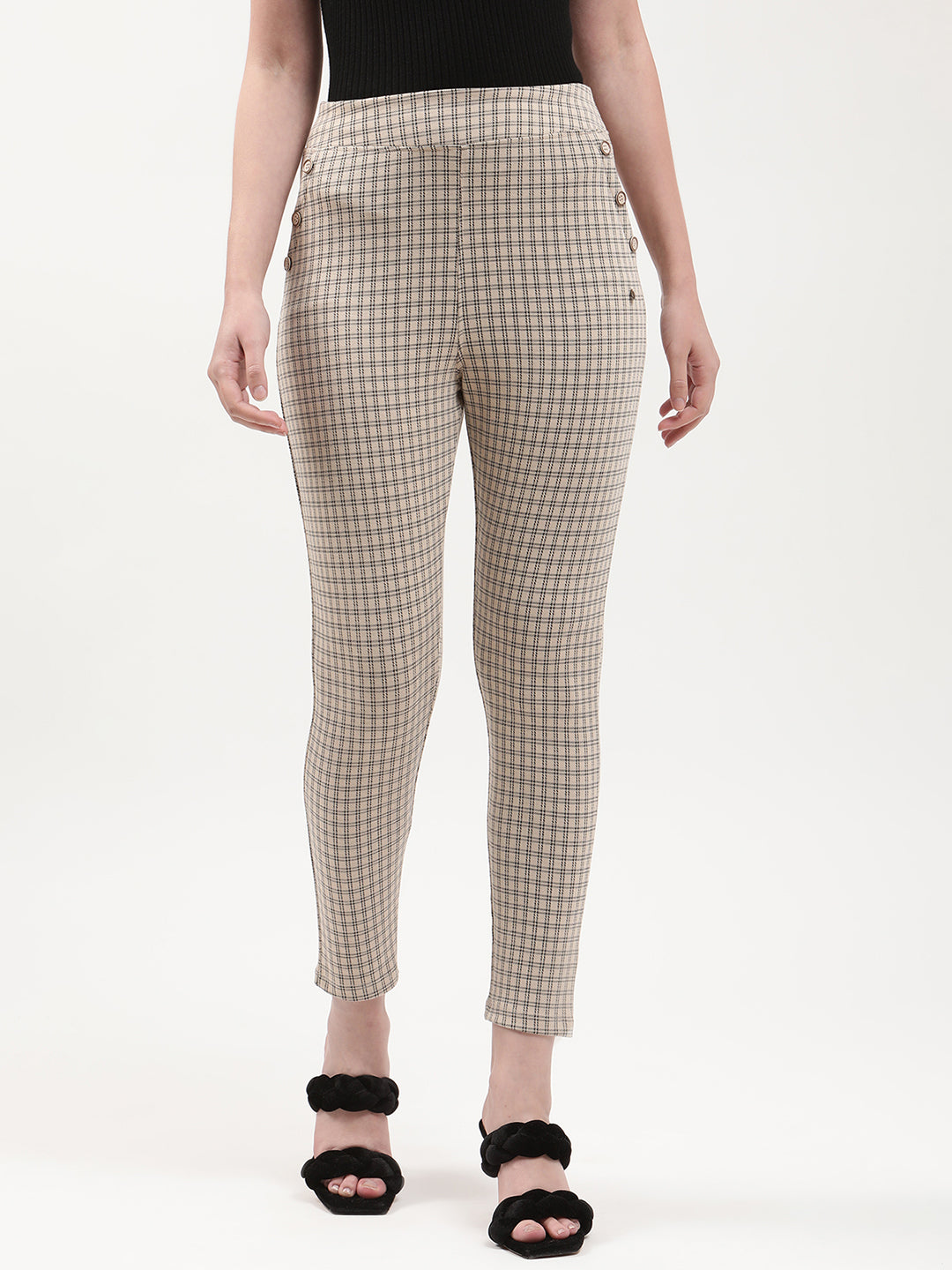 Elle Women Beige Checked Fitted Jegging