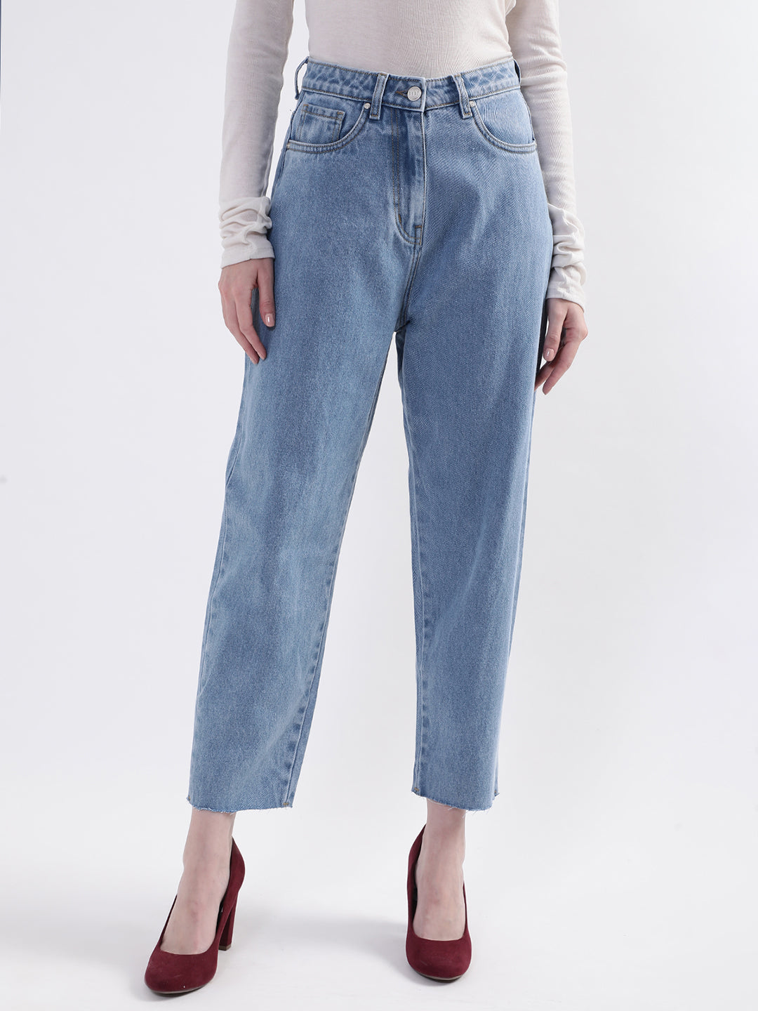 Elle Women Blue Solid Relaxed Fit Jeans