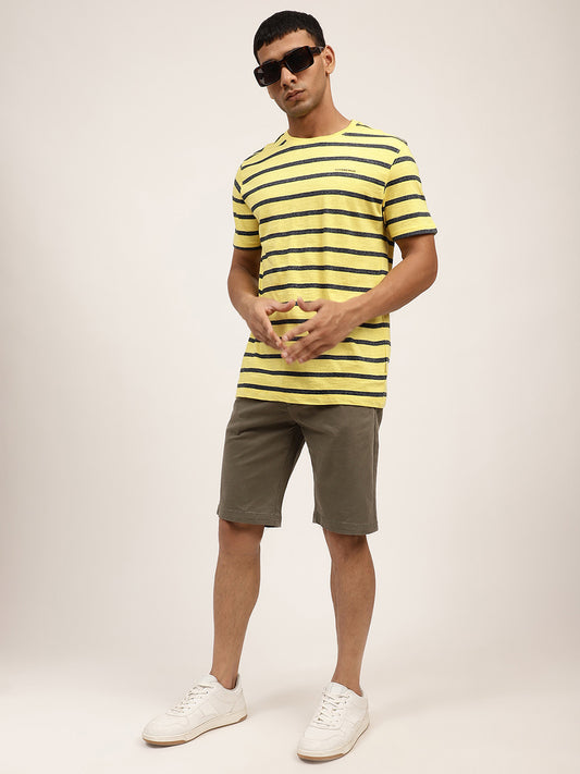 Lindbergh Men Yellow Striped Round Neck TShirt