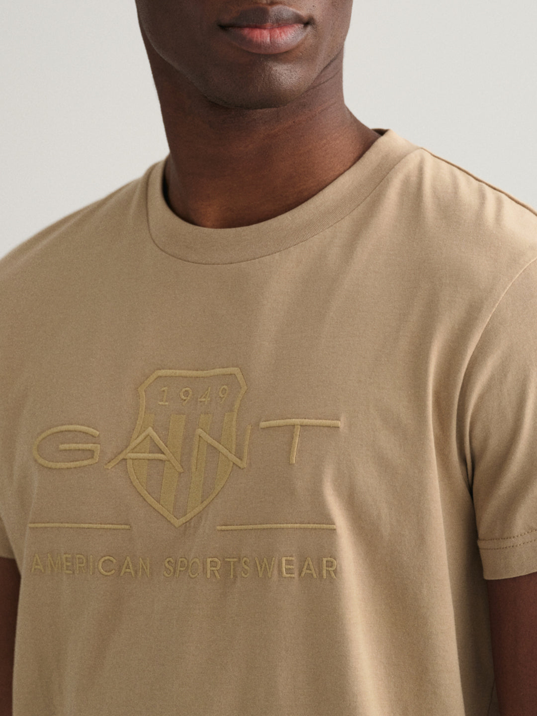 Gant Men Solid Round Neck T-Shirt