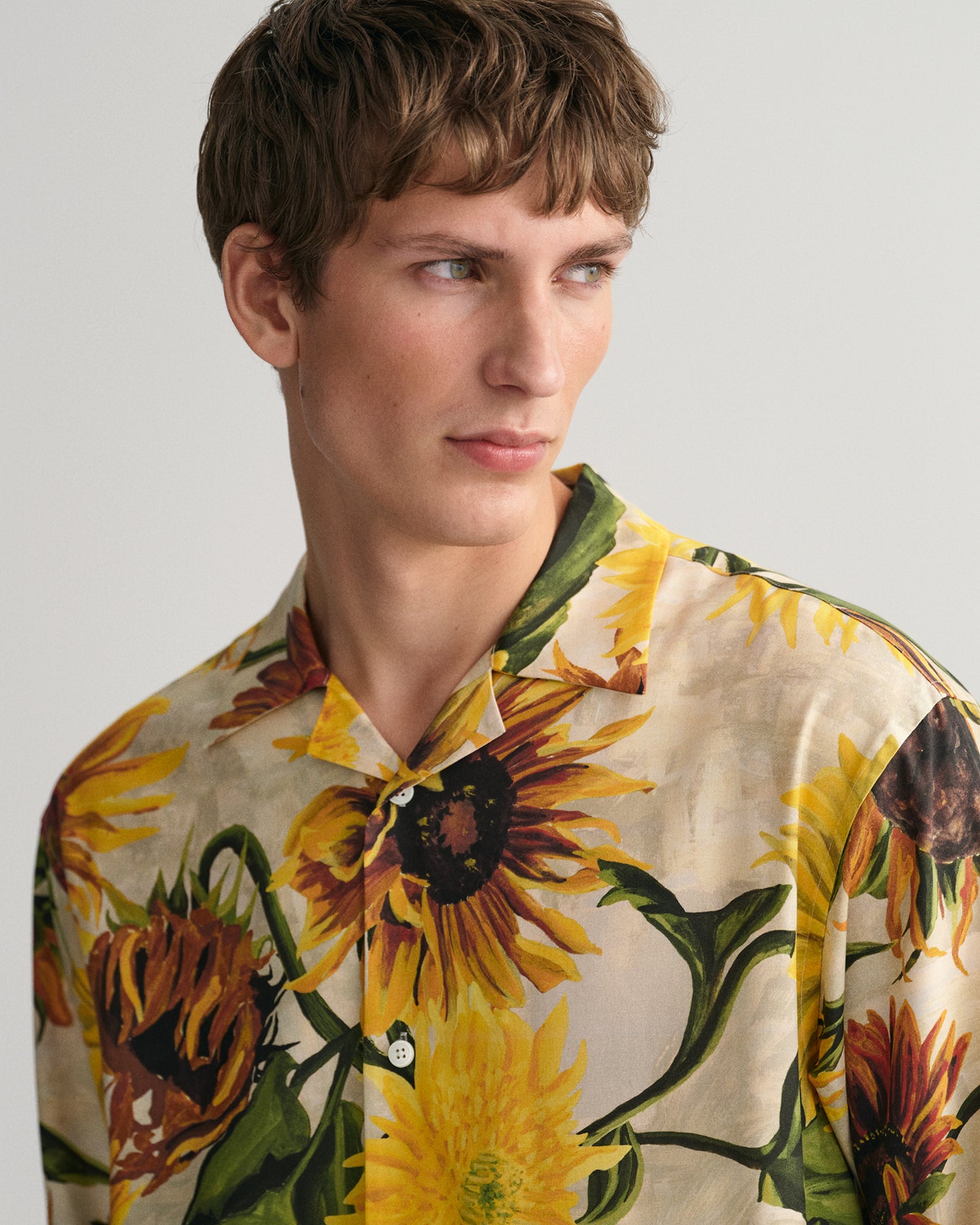 Gant Men Beige Printed Resort Collar Full Sleeves Shirt