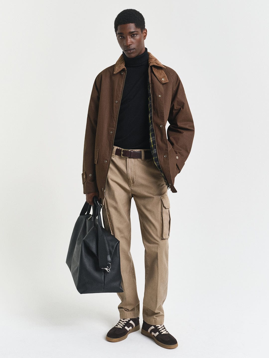 Gant Men Blue Regular Fit Solid Trouser