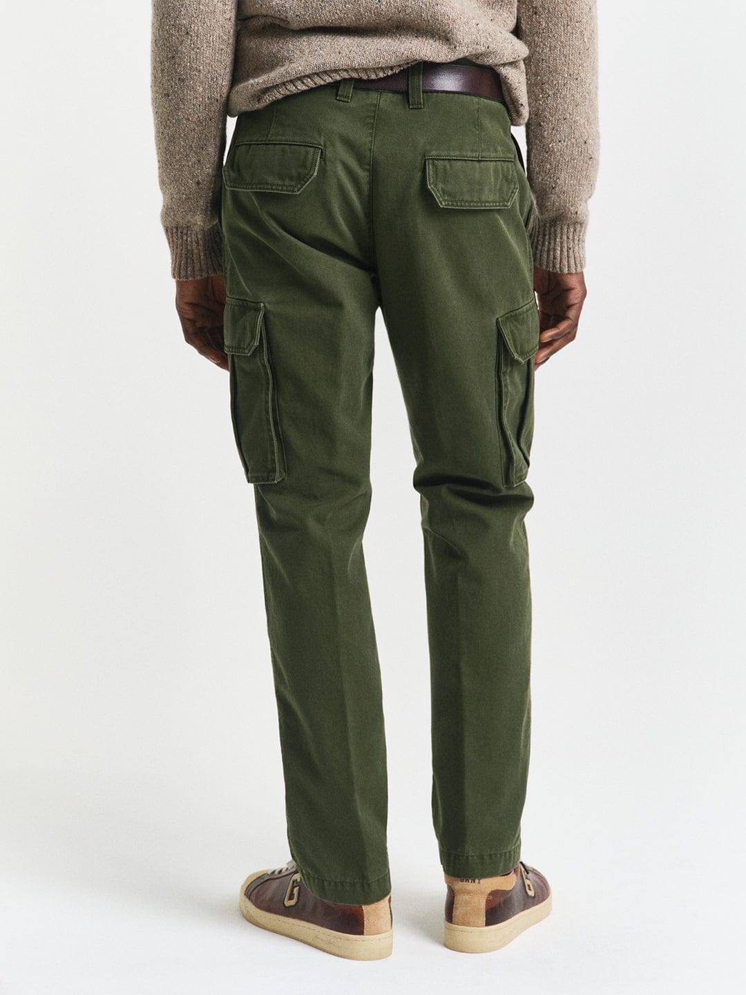 Gant Men Blue Regular Fit Solid Trouser