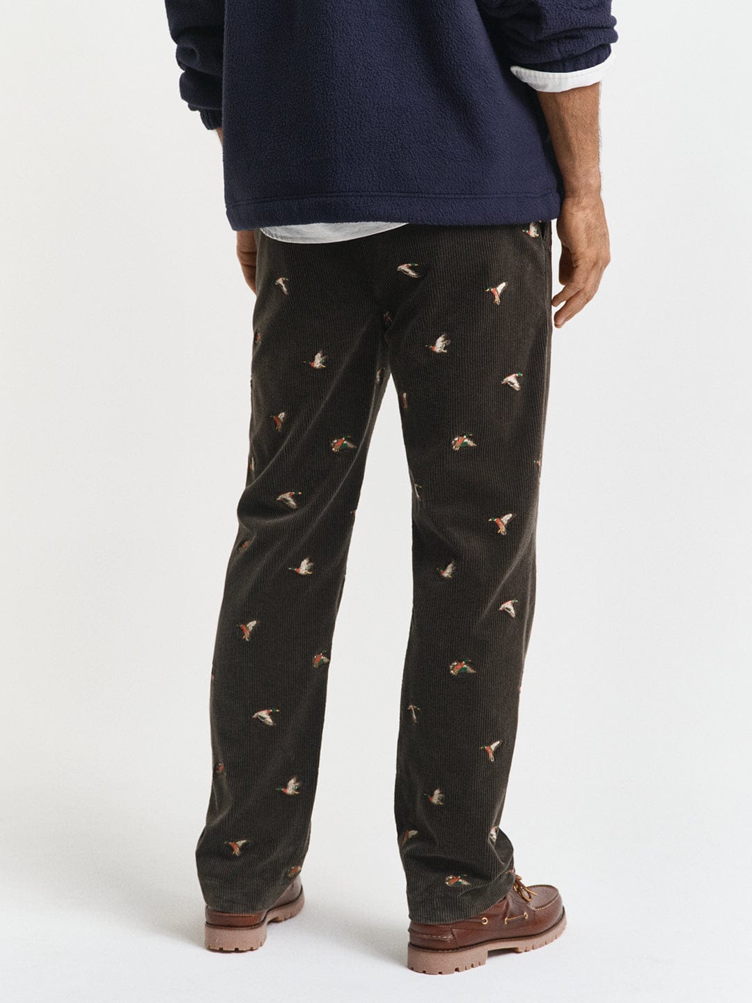 Gant Men Green Straight Fit Solid Trouser