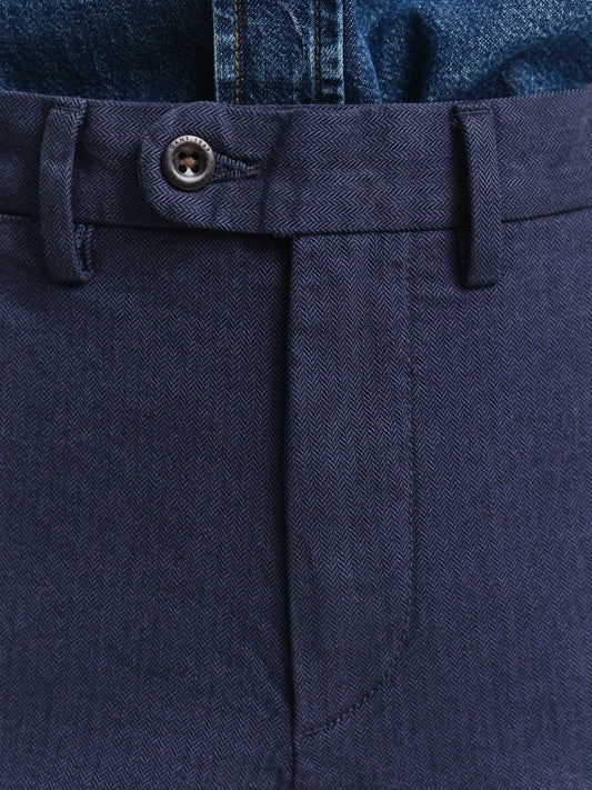 Gant Men Blue Slim Fit Solid Trouser
