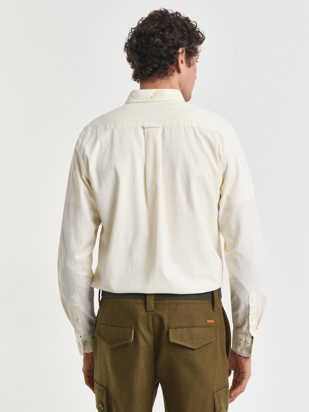 Gant Men Cream Solid Collar Shirt